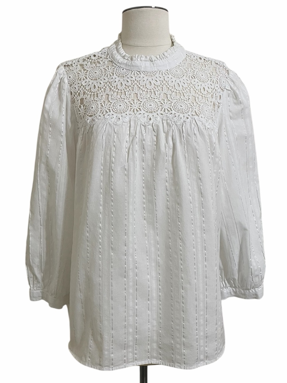 GAP White Crochet Lace-Trim Mockneck Contrast Stripe Blouse Sz Large